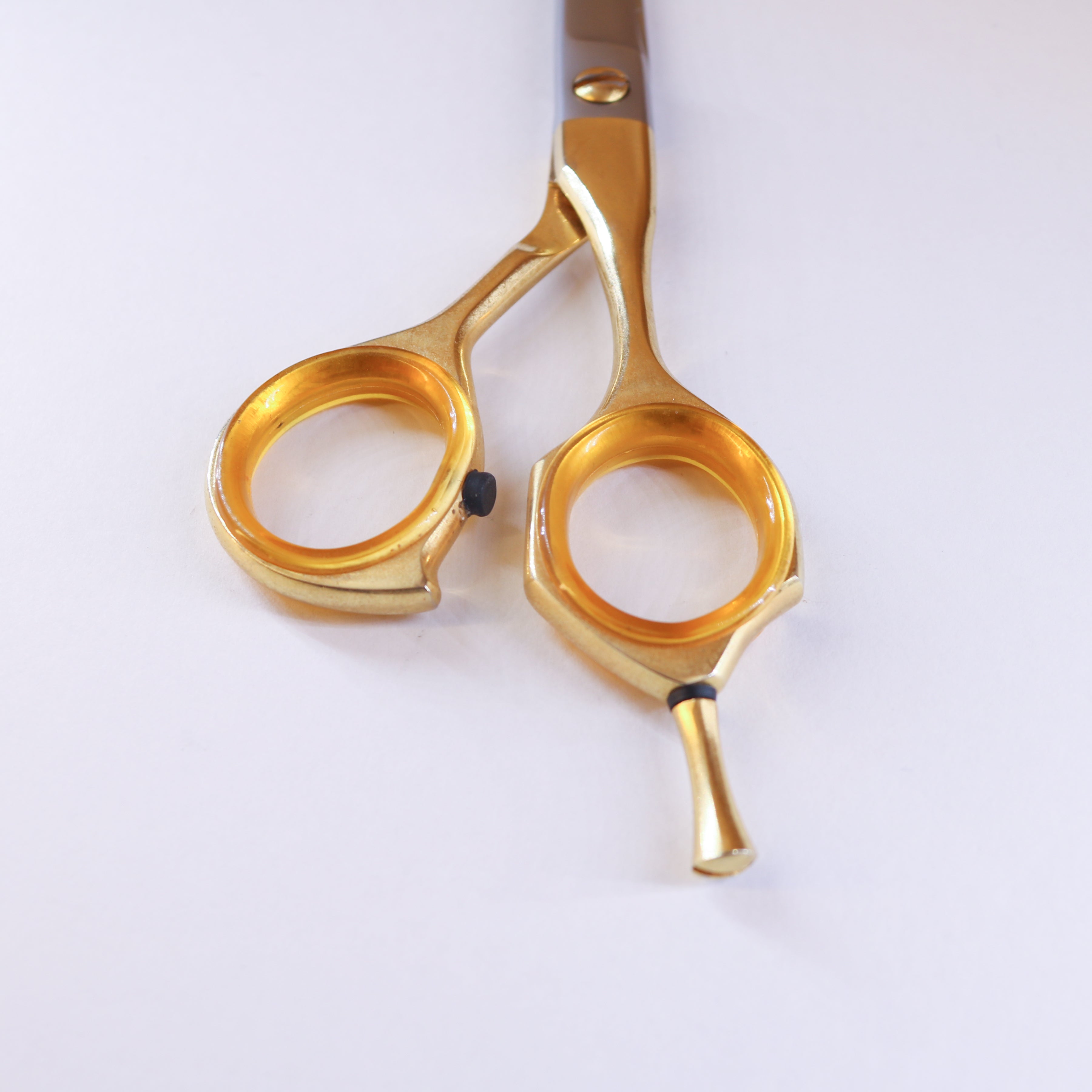 Lizze Pro 6-inch professional hairdressing scissors for precision cutting