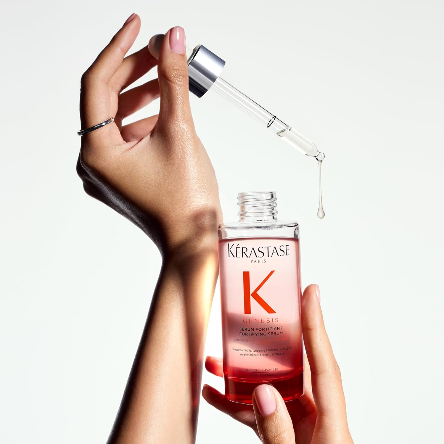 Kérastase Genesis Hair Serum, Nourishing & Fortifying Leave-In Conditioner, For Weakened Hair, With Ginger Root & Edelweiss Flower, Sérum Anti-Chute Fortifiant, 90ml