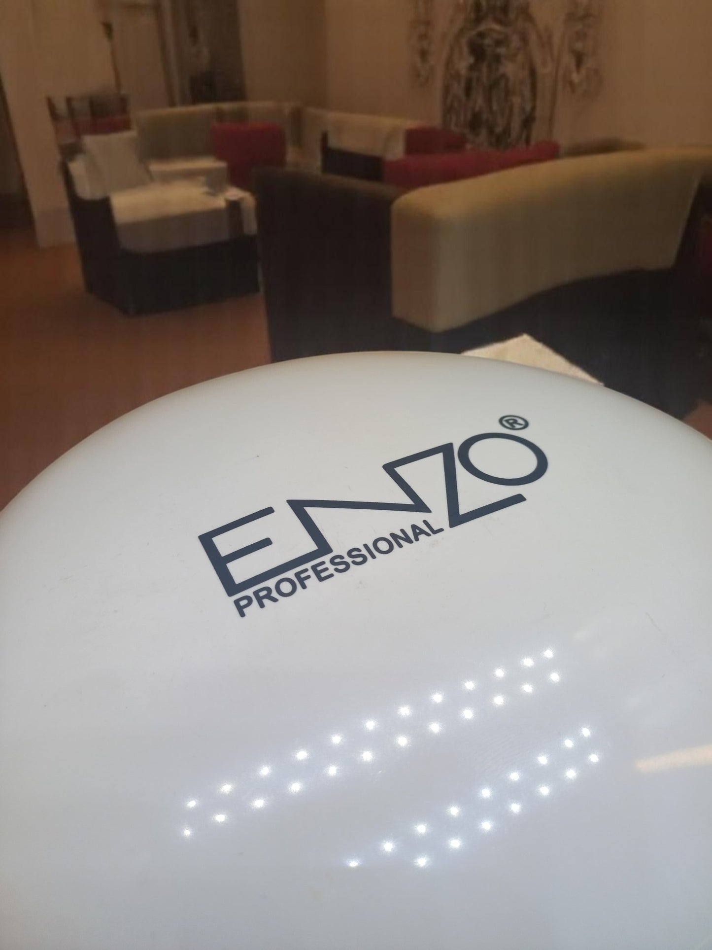 ENZO EN-017 Facial Rejuvenation Device – Advanced Skin Therapy with LED Light and Microcurrent Technology