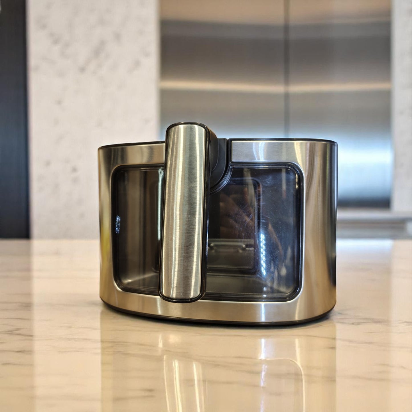 Digital touchscreen of Rene RAF-1716 air fryer